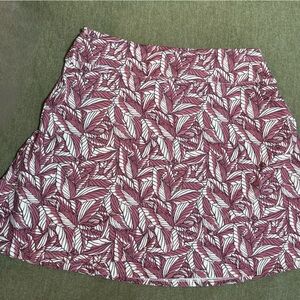 Eddie Bauer Pink and White Leaf Print Skirt